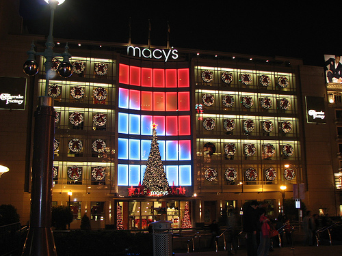 Macy's Christmas Tree by Pravin-kumar