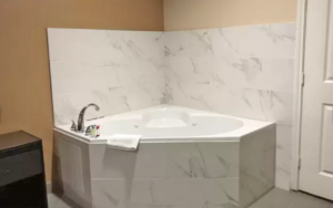 Jacuzzi tub with tiled surround